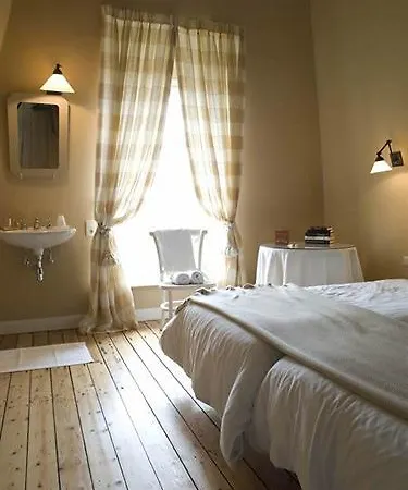 't Kasteel&'t Koetshuys Bed & Breakfast