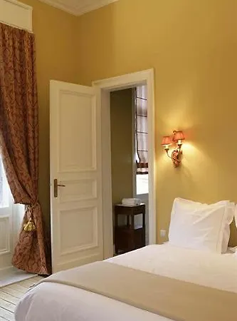 't Kasteel&'t Koetshuys 2* Veurne